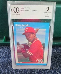 lot 66 image: 1987 Fleer Barry Larkin Rookie Card...