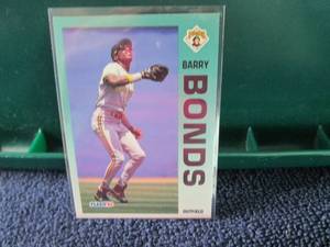 lot 76 image: 30 Barry Bonds Cards...