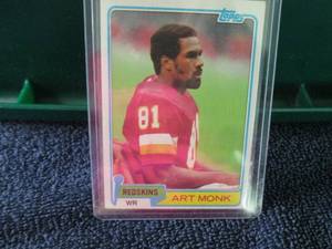 lot 79 image: 1981 Topps Art Monk Rookie Card...