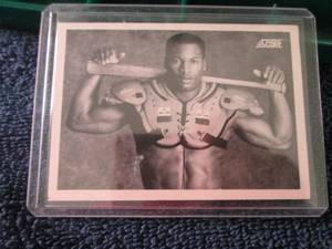 lot 90 image: 1990 Score Bo Jackson BW...