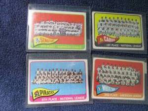 lot 125 image: 4  1965 Topps Team Cards...