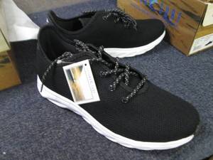 lot 159 image: Island Surf Lakeshore Mens Size 9 ...