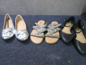 lot 165 image: 3 pr Assorted Ladies Shoes Size 9, ...