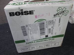 lot 193 image: Case of Boise Copy paper 2500 sheet...