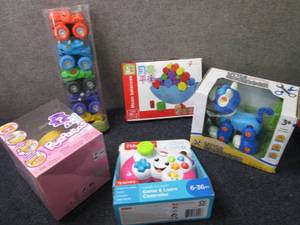 lot 247 image: 5 Assorted Toys...