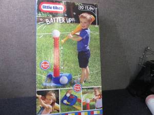 lot 253 image: Little Tikes Batter Up...