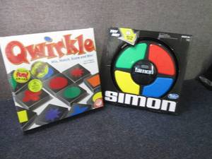 lot 255 image: Qwirkle, Simon...