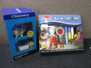 lot 262 image: Discovery Starlight Lantern, Secret...