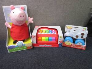 lot 269 image: Toddler Toys...