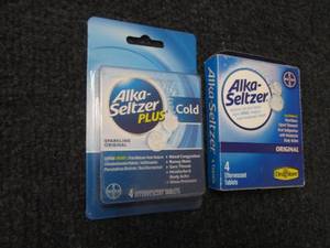 lot 305 image: Lot of Alka-Seltzer & Alka-Seltzer ...