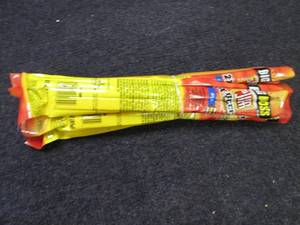 lot 366 image: 5 Big Boss Beef & Cheese Slim Jims...