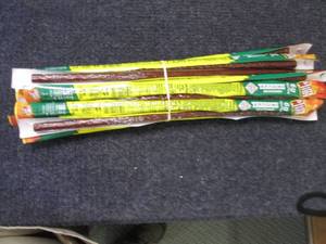 lot 375 image: 20 Tabasco Seasoned Slim Jims...