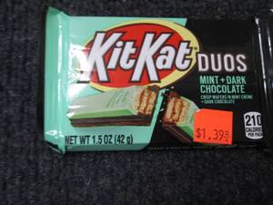 lot 408 image: Kit Kat Duos...