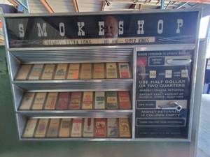 lot 132 image: Cigarette Vending  Machine from the 1950s Model Starlite 850