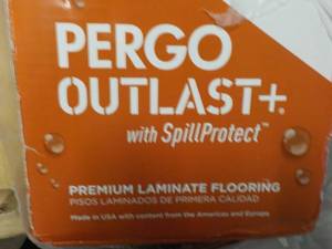 3 Boxes Montage Grey Oak Pergo Outl...