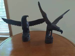 lot 17 image: Two Wood Carved Birds