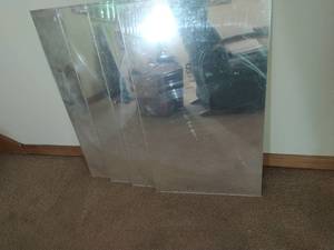 lot 43 image: Four Pieces of Mirrored Plexi Glass