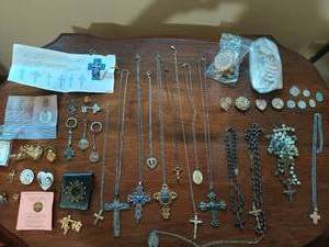 lot 70 image: Large Collection of Religious Jewelry