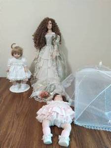 lot 72 image: Collection of Dolls with Accessories