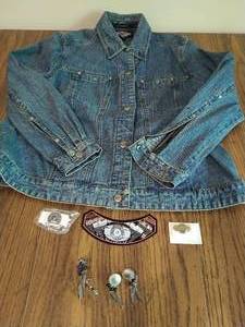 lot 207 image: Harley Davidson Womens Jean Jacket with Accessories