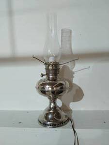 lot 120 image: Vintage Rayo Lamp