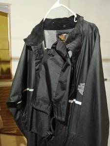 lot 121 image: Harley Davidson Rainsuit