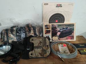 lot 335 image: Collection Of Hunting Equipment