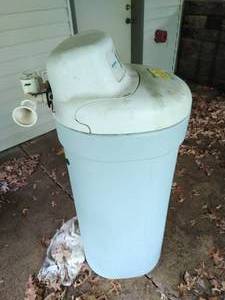 lot 414 image: Parts only Kenmore Water Softener