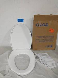TOTO SoftClose Elongated Closed Front Toilet Seat in Cotton White