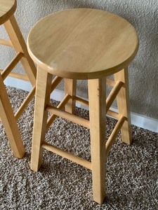 lot 13 image: Pair of Simple Barstools