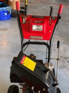 lot 46 image: NOMA Snowblower