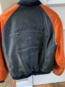 lot 84 image: Mens Leather Harley Davidson Jacket