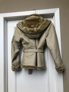 lot 95 image: Lovely Ladies Leather Belted Jacket