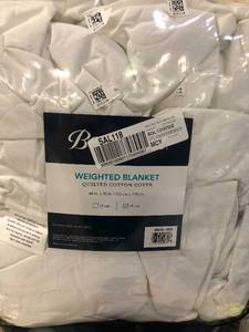 lot 116 image: Beautyrest Deluxe White Quilted Cotton FullQueen 18 lbs. Weighted Blanket, BR51N-0933, NEW