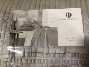 lot 127 image: Hotel Collection Lithos Quilted Coverlet Quilted, King Size, Gray