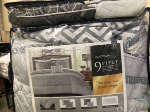 lot 136 image: Addison Park Bennett Grey King 9-Pc. Comforter set, NEW