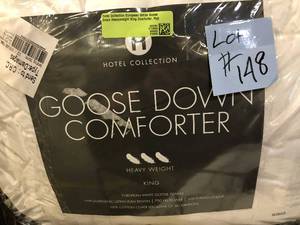 lot 148 image: Hotel Collection European White Goose Down Heavyweight King Comforter, Hypoallergenic UltraClean Down, NEW