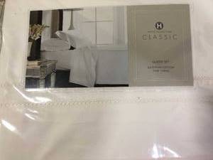 lot 155 image: Hotel Collection Classic Egyptian Cotton 4 Piece Queen Sheet Set Fits Up To 17 Inches, White, NEW