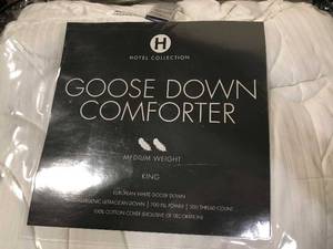 lot 160 image: Hotel Collection European White Goose Down Medium Weight King Comforter, NEW