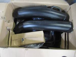 lot 59 image: Ryobi Bagger for Zero Turn Riding Mower ACRM005