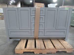 lot 408 image: Glacier Bay Candlesby 60 in. W x 19 in. D Bath Vanity in Sterling Gray CD60P2-ST