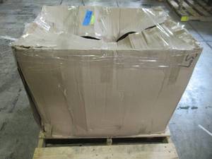 lot 307 image: Ryobi Bagger for RYOBI Zero Turn Riding Mower ACRM005