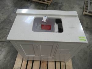 lot 327 image: Virtu USA Caroline Parkway 36 in. W x 22 in. D Single Vanity in White with Marble Vanity Top