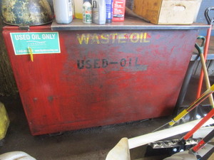 lot 129 image: FLUID STORAGE UNIT WITH SINGLE TANK