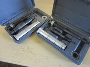lot 259 image: LISLE FORD BROKEN SPARK PLUG REMOVERS