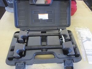 lot 270 image: MADDOX Mac PHERSON STRUT SPRIGN COMPRESSOR SET