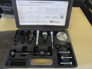 lot 271 image: OTC STINGER  AC CLUTCH HUB REMOVER AND INTALLER KIT