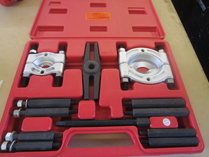 lot 273 image: PITTSBURGH PULLERBEARING SEPERATOR SET
