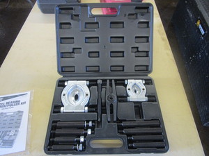 lot 284 image: FAIRMOUNT 12 PC BEARING SPLITTER  PULLER KIT