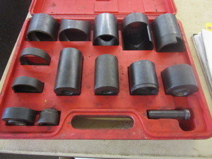 lot 286 image: ATD BALL JOINT ADAPTER SET